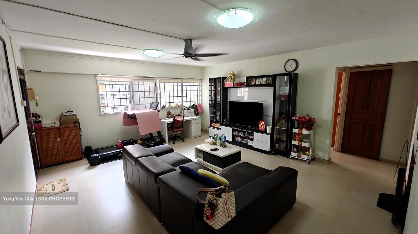 Blk 236 Hougang Avenue 1 (Hougang), HDB 4 Rooms #553869551